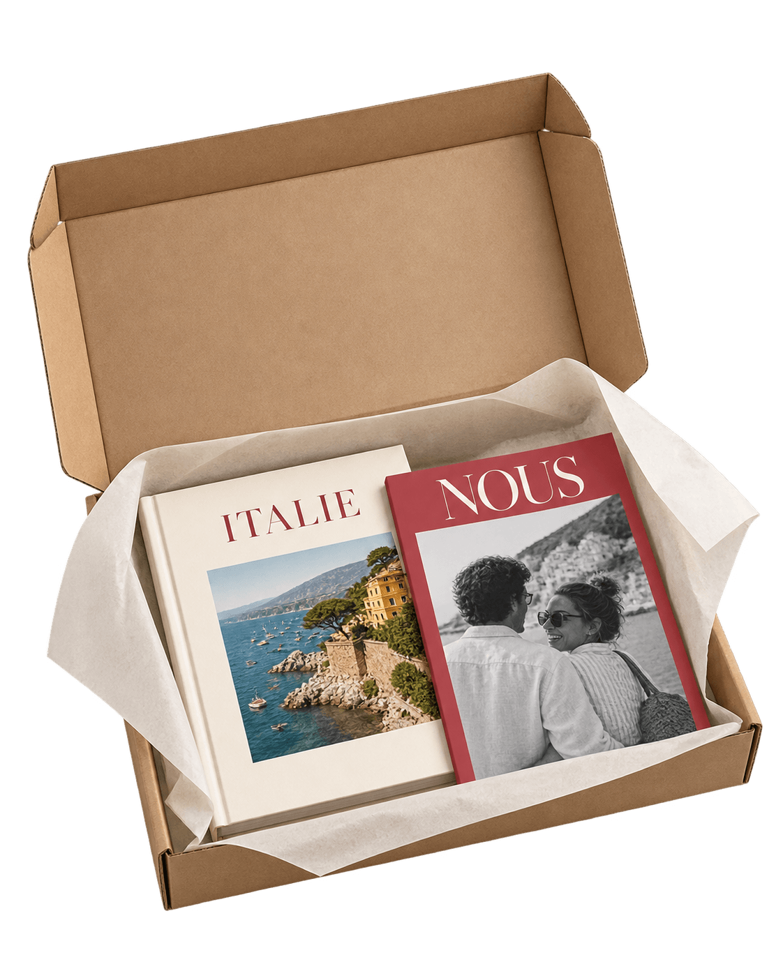Un colis ouvert contenant un livre photo et un magazine personnalisés